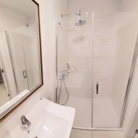 - Bel Mare - Prywatny Lebrosina * Miedzyzdroje